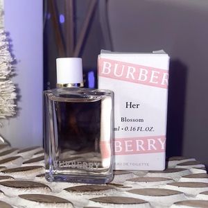 Burberry Blossom Her.